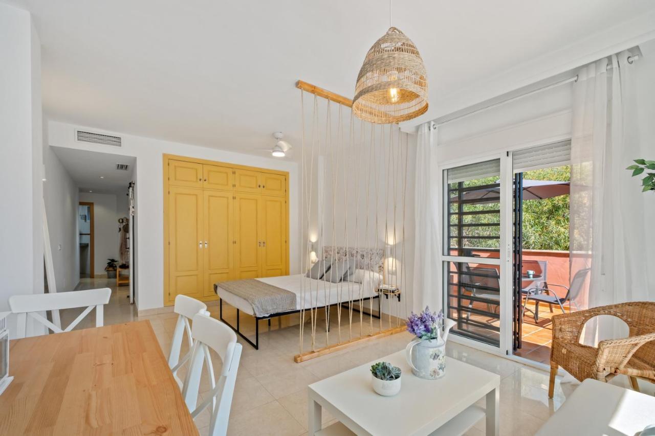 Nina Surena Home Anoreta Golf Торе де Бенагалбон Екстериор снимка