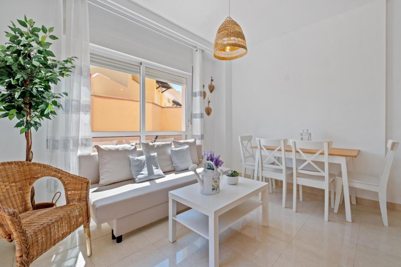 Nina Surena Home Anoreta Golf Торе де Бенагалбон Екстериор снимка